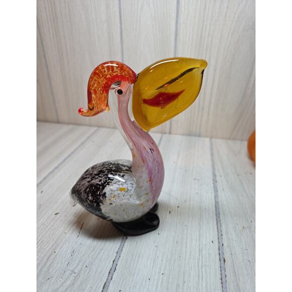 Vtg Murano? Art Blown Glass Pelican W/Gold Fish In Beak 7” Multicolored Bird - Picture 4 of 7